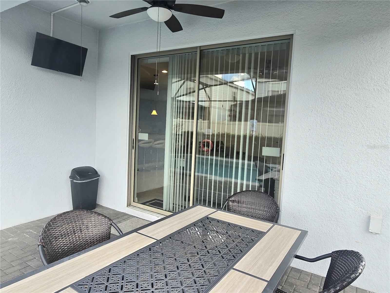 2462 Dubai St Property Photo 46