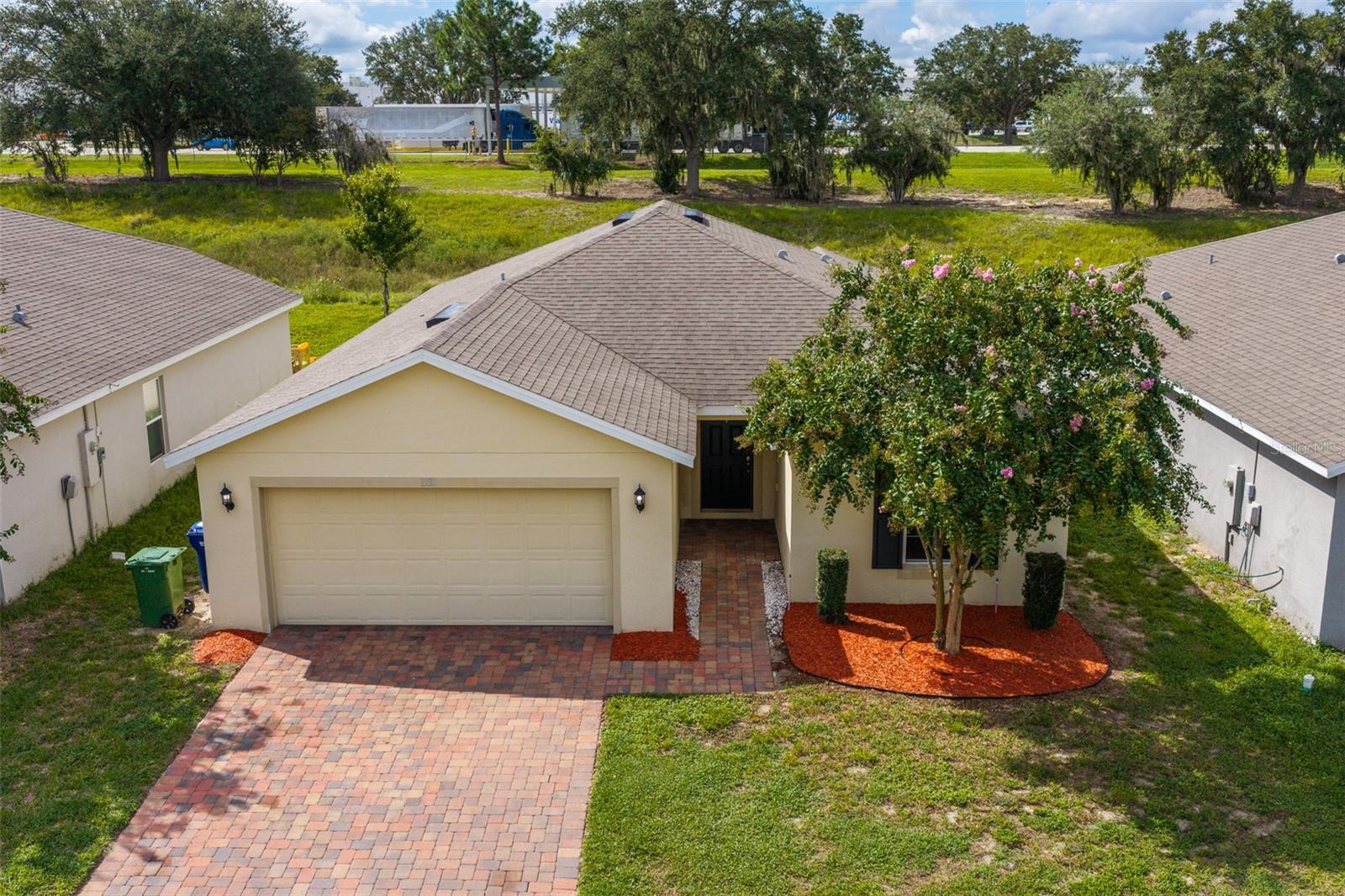 1429 Lucerne Loop Rd Ne Property Photo 2