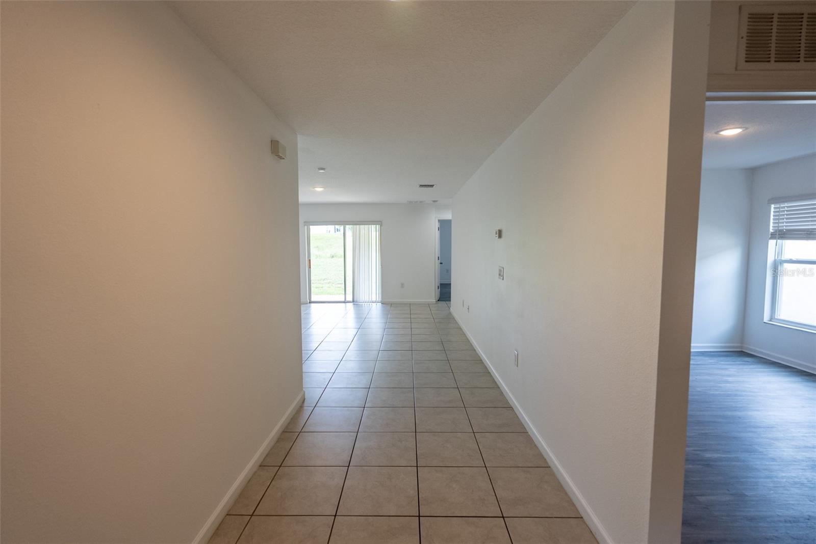 1429 Lucerne Loop Rd Ne Property Photo 6