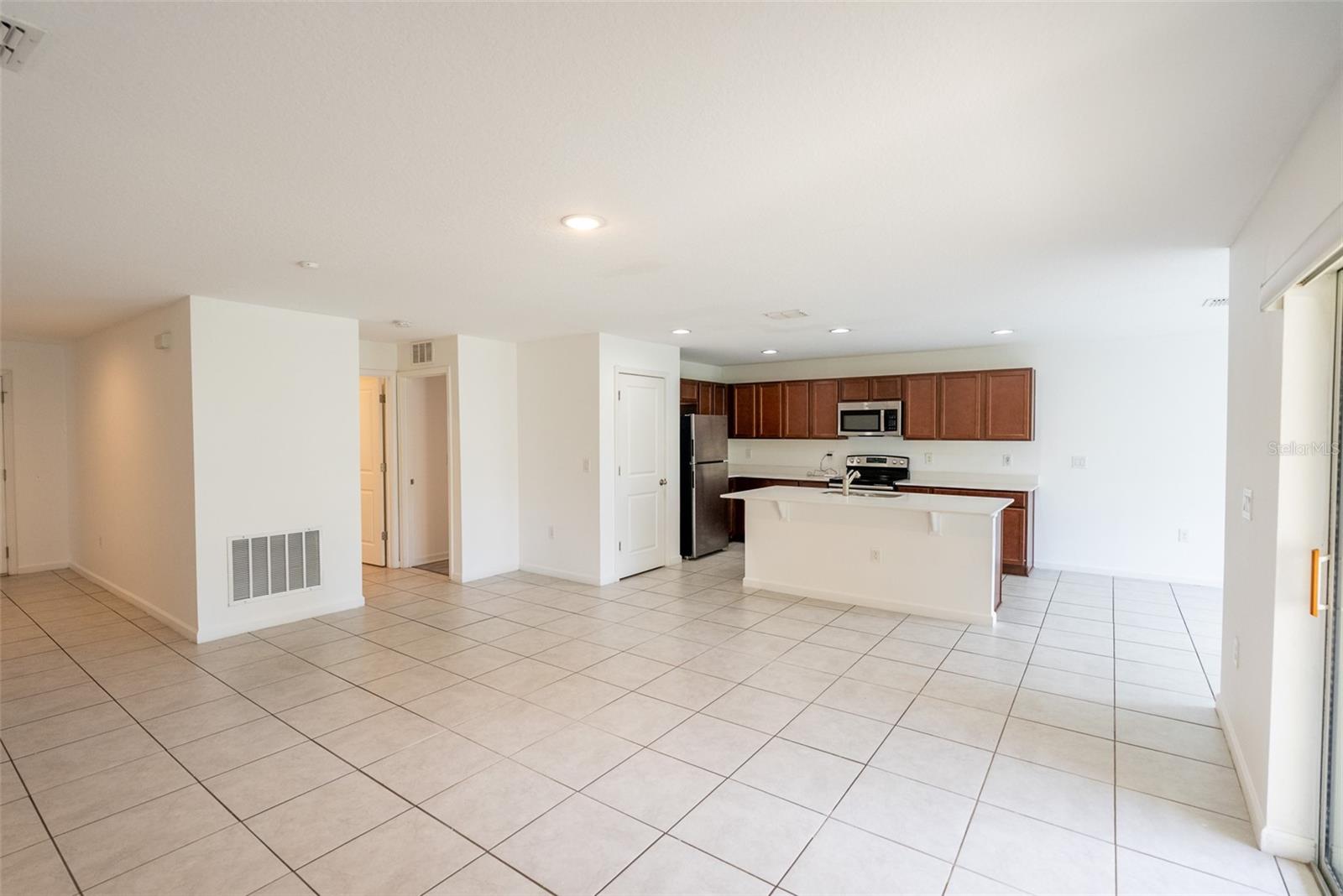 1429 Lucerne Loop Rd Ne Property Photo 11