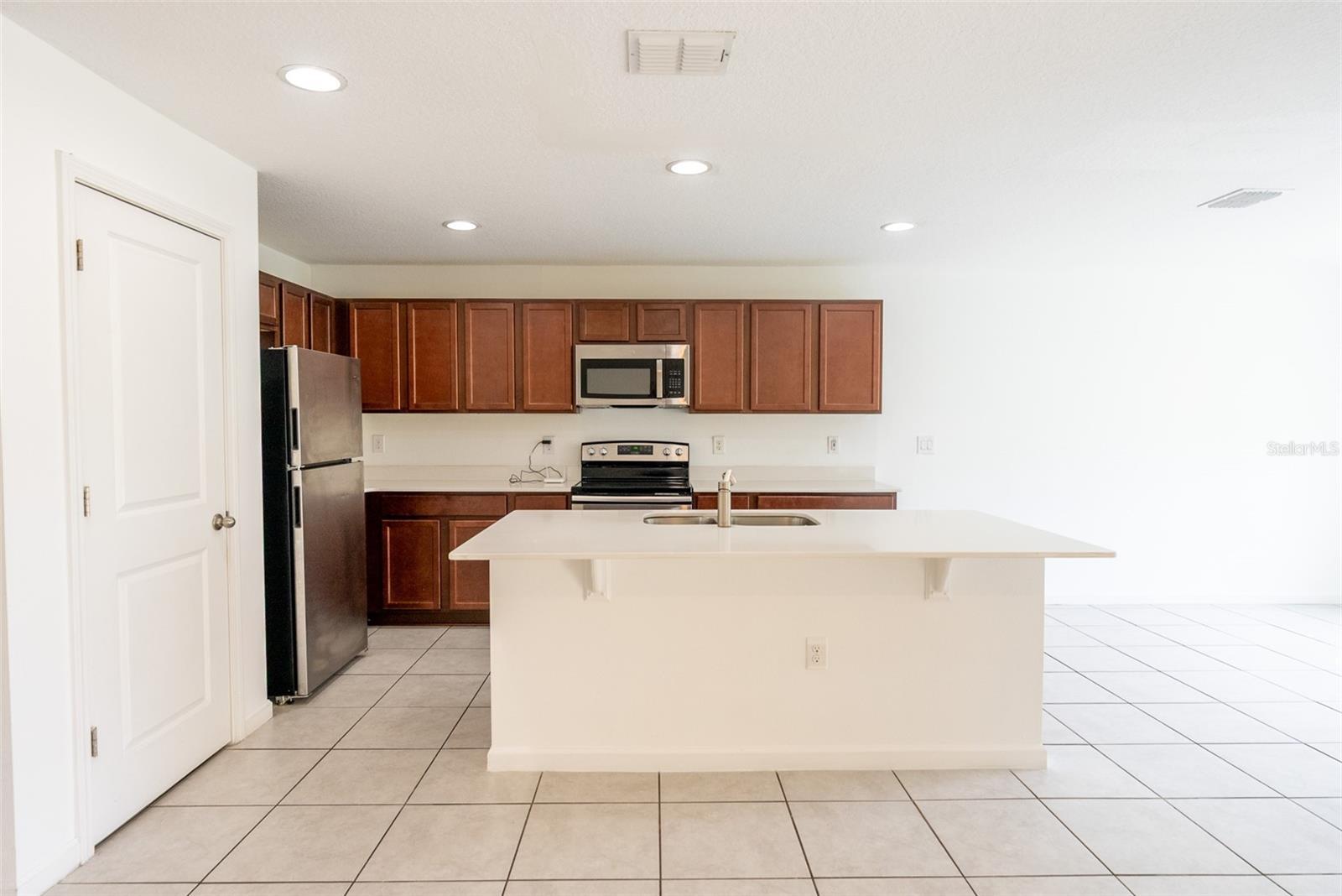 1429 Lucerne Loop Rd Ne Property Photo 12