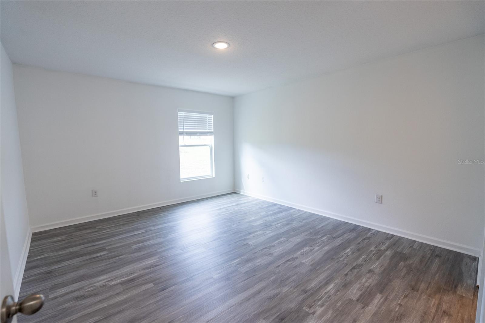 1429 Lucerne Loop Rd Ne Property Photo 22