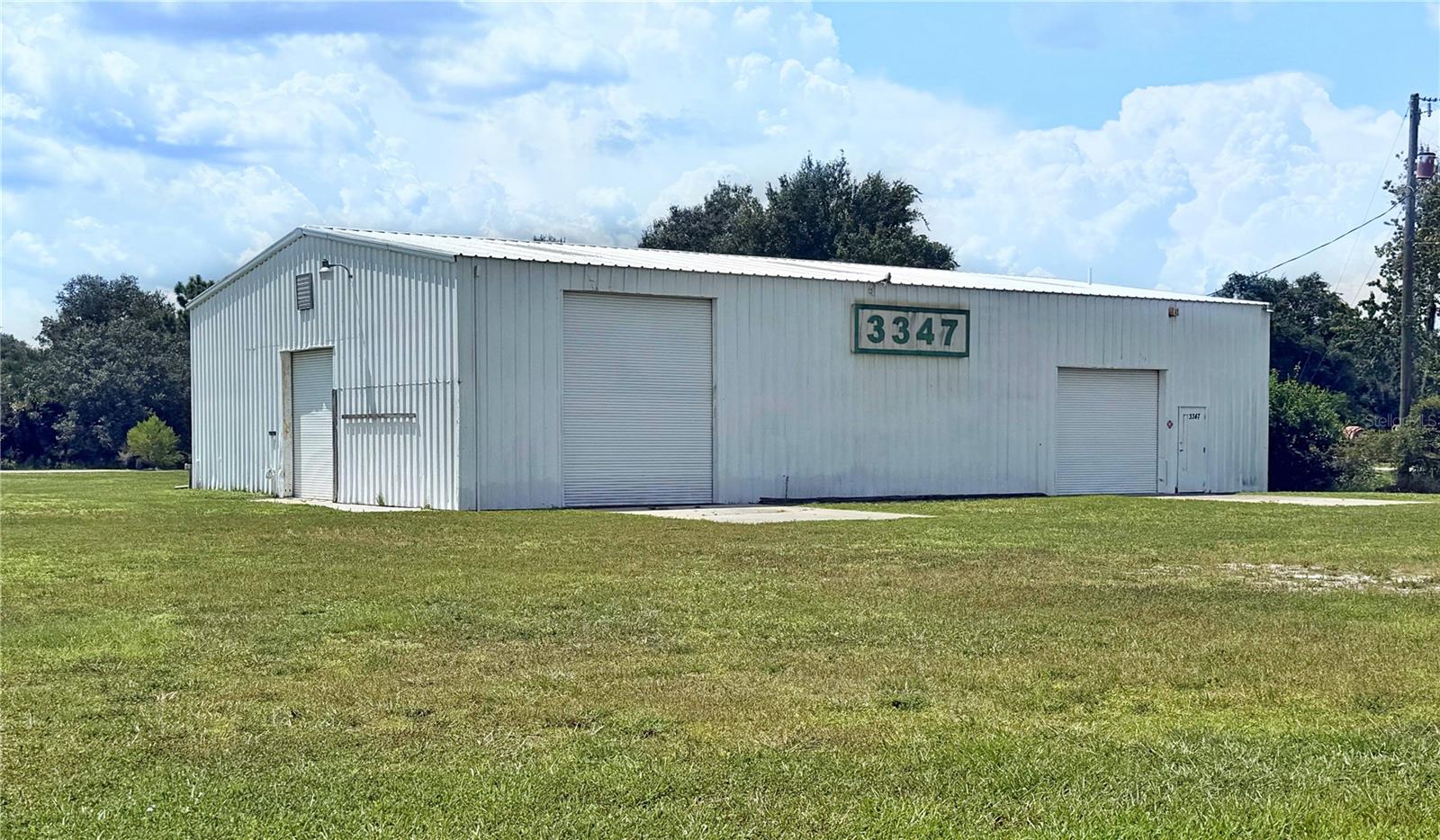 3347 Sw Highway 17 Property Photo 2