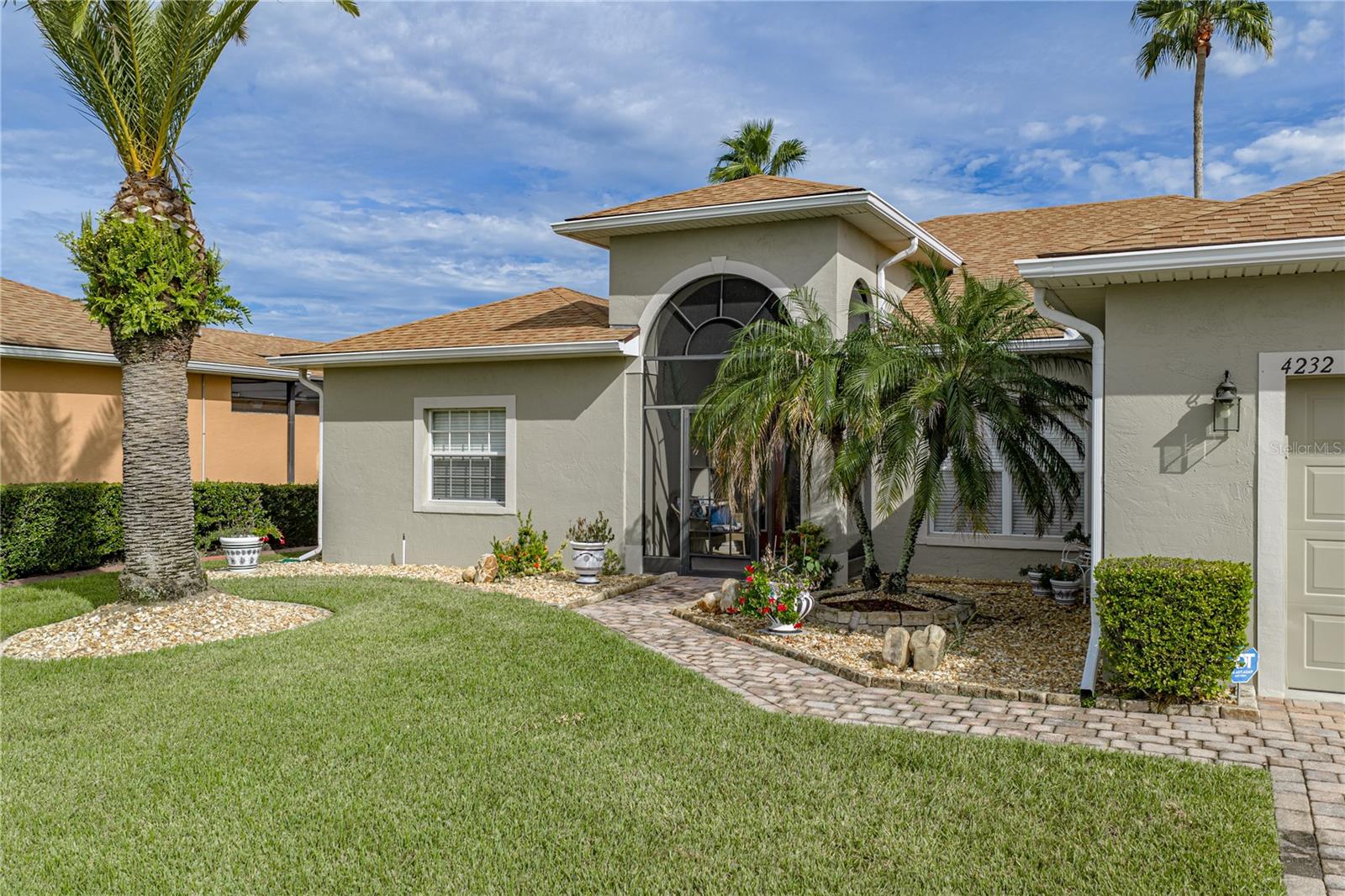 4232 Dornoch Dr Property Photo 4