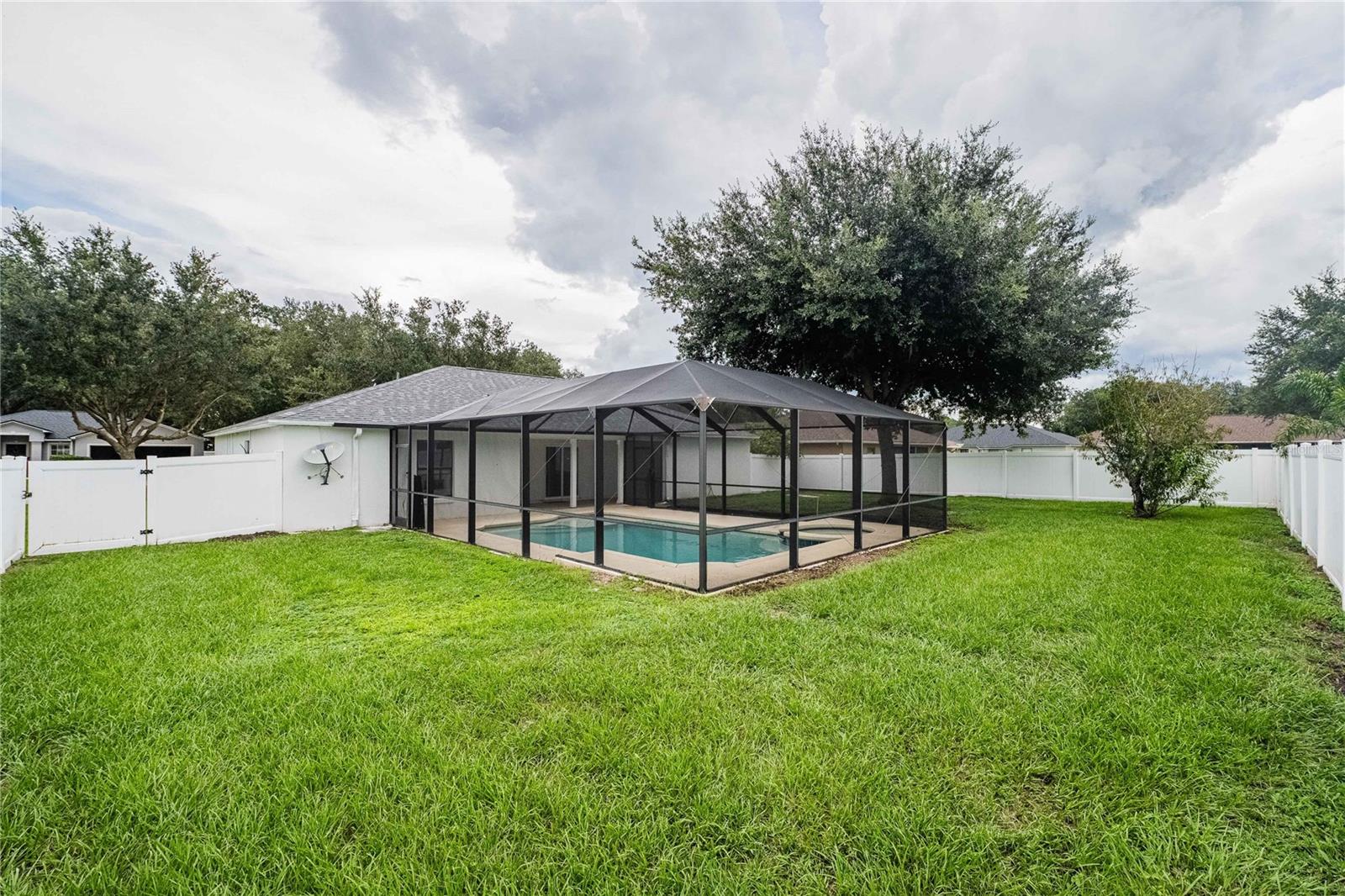 763 Barrister Dr Property Photo 7