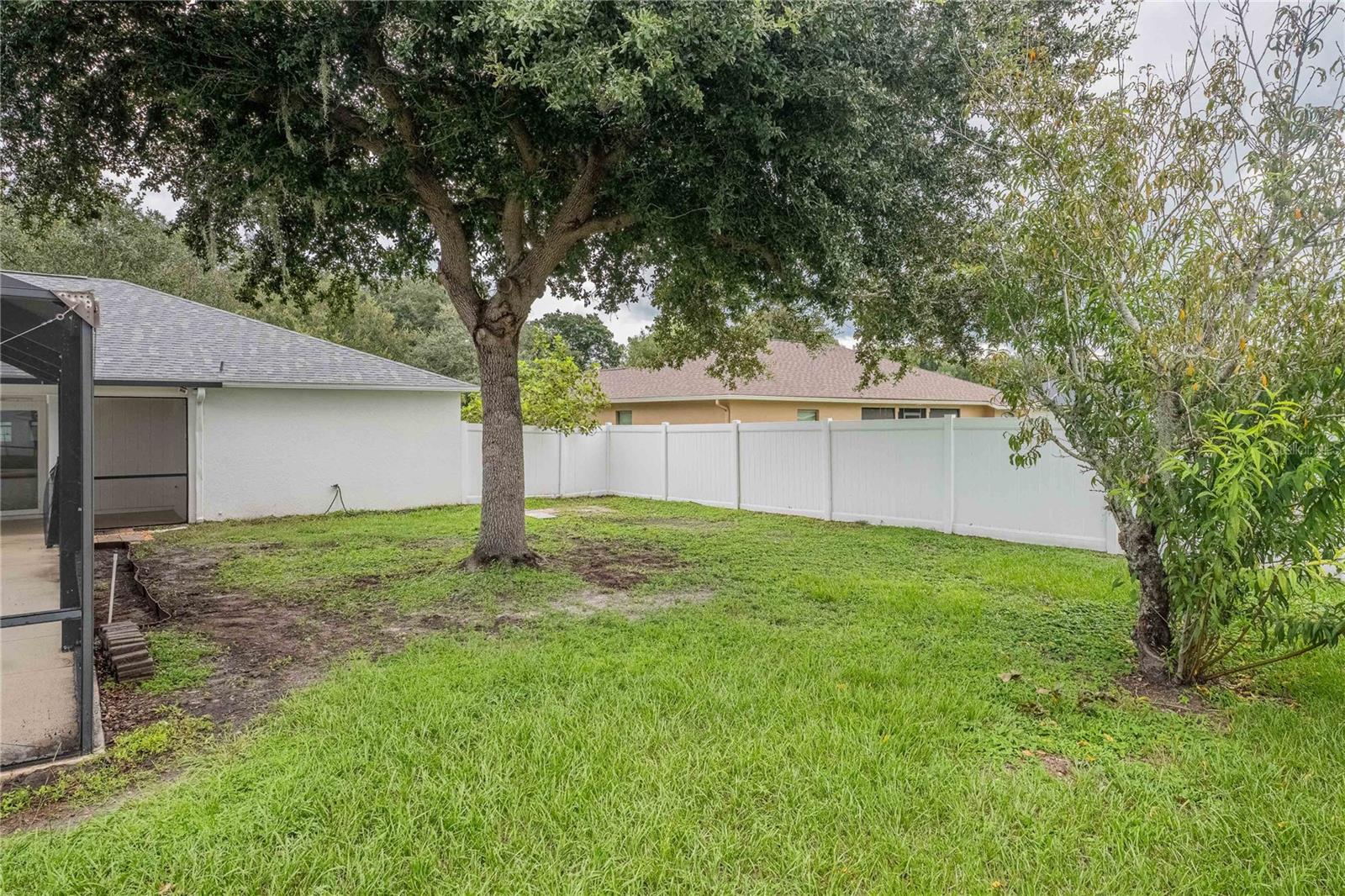 763 Barrister Dr Property Photo 8