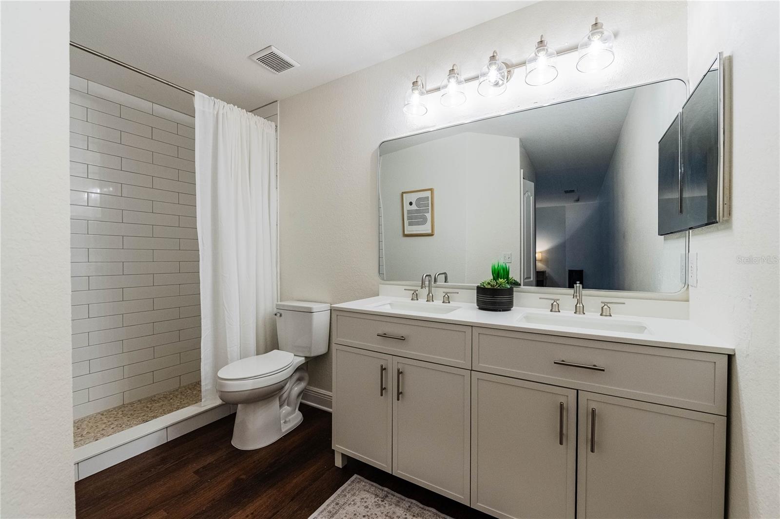 763 Barrister Dr Property Photo 29