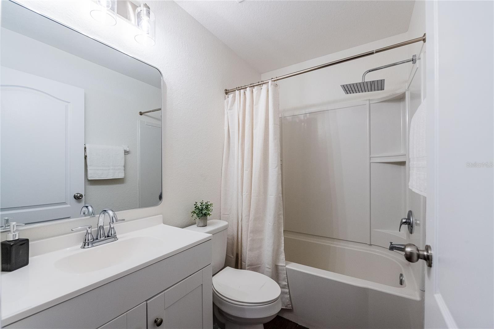 763 Barrister Dr Property Photo 32