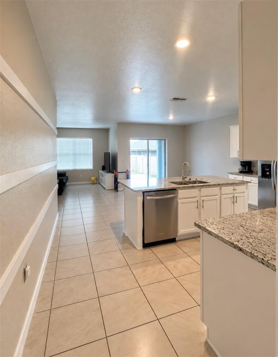 664 Tortugas St Property Photo 10