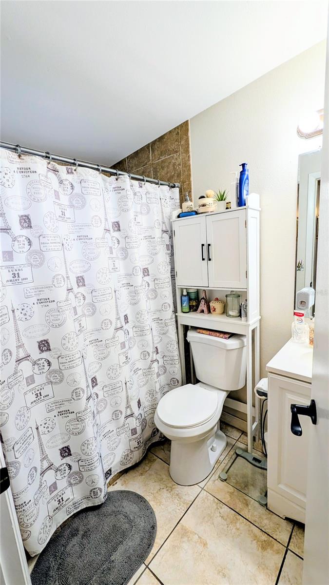 19 Lamplight Ln Property Photo 9