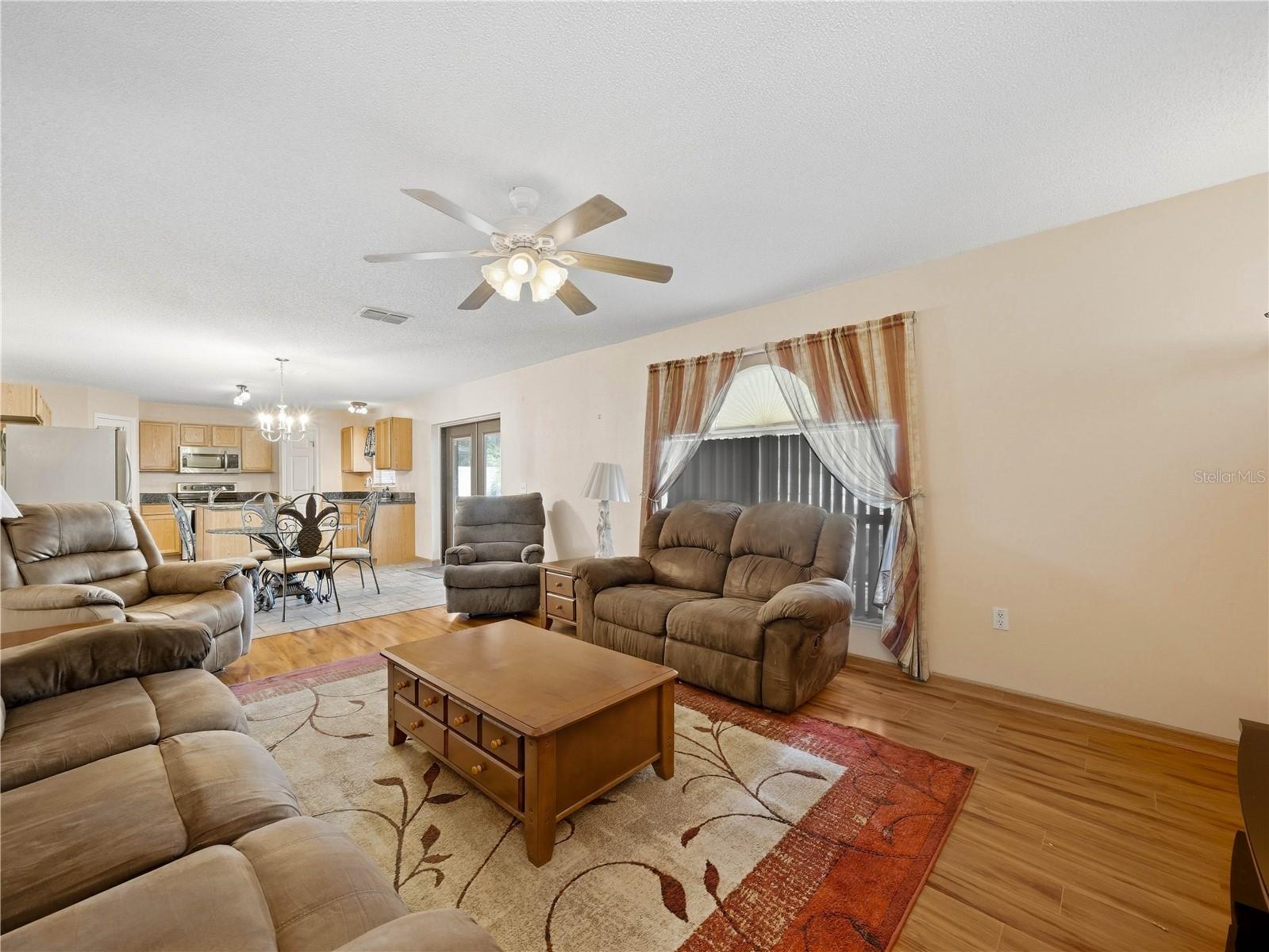 5809 Windridge Dr Property Photo 9