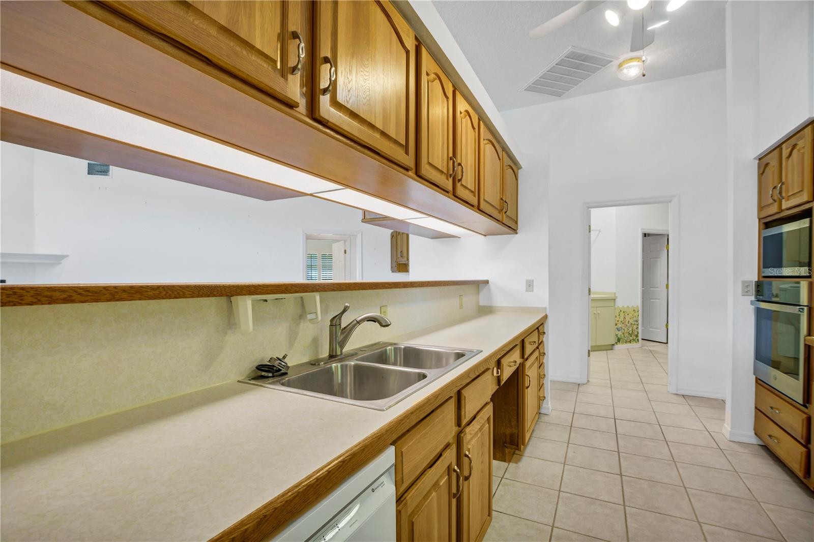 742 Santa Maria Dr Property Photo 25