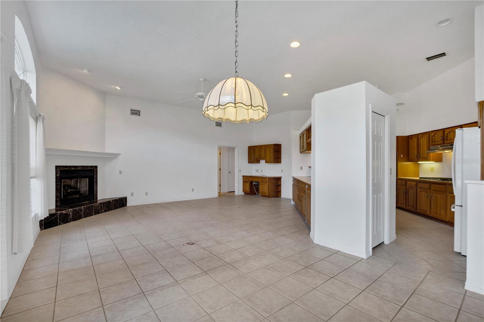 742 Santa Maria Dr Property Photo 30