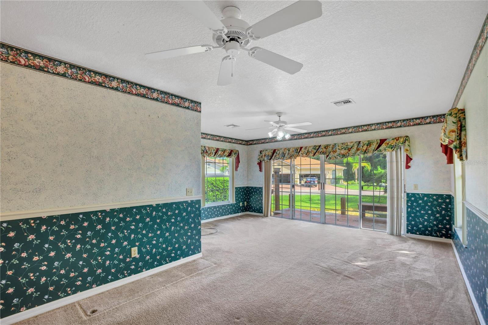 742 Santa Maria Dr Property Photo 40