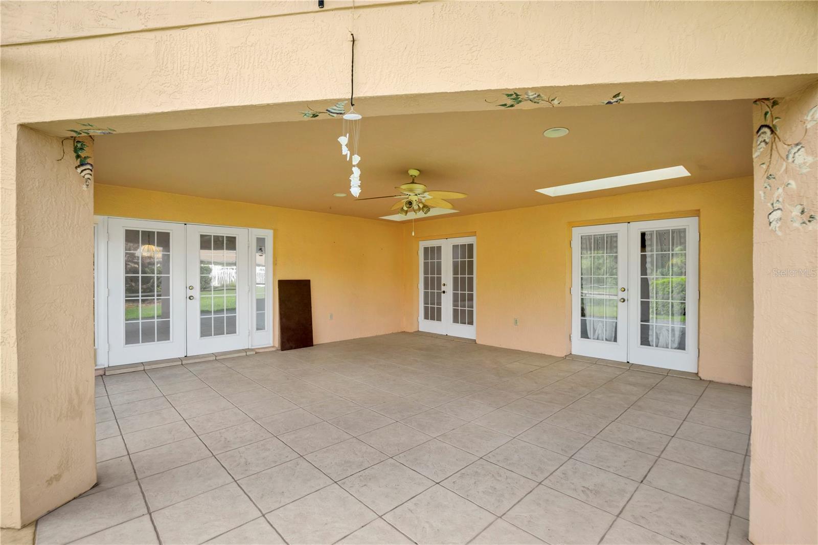 742 Santa Maria Dr Property Photo 52