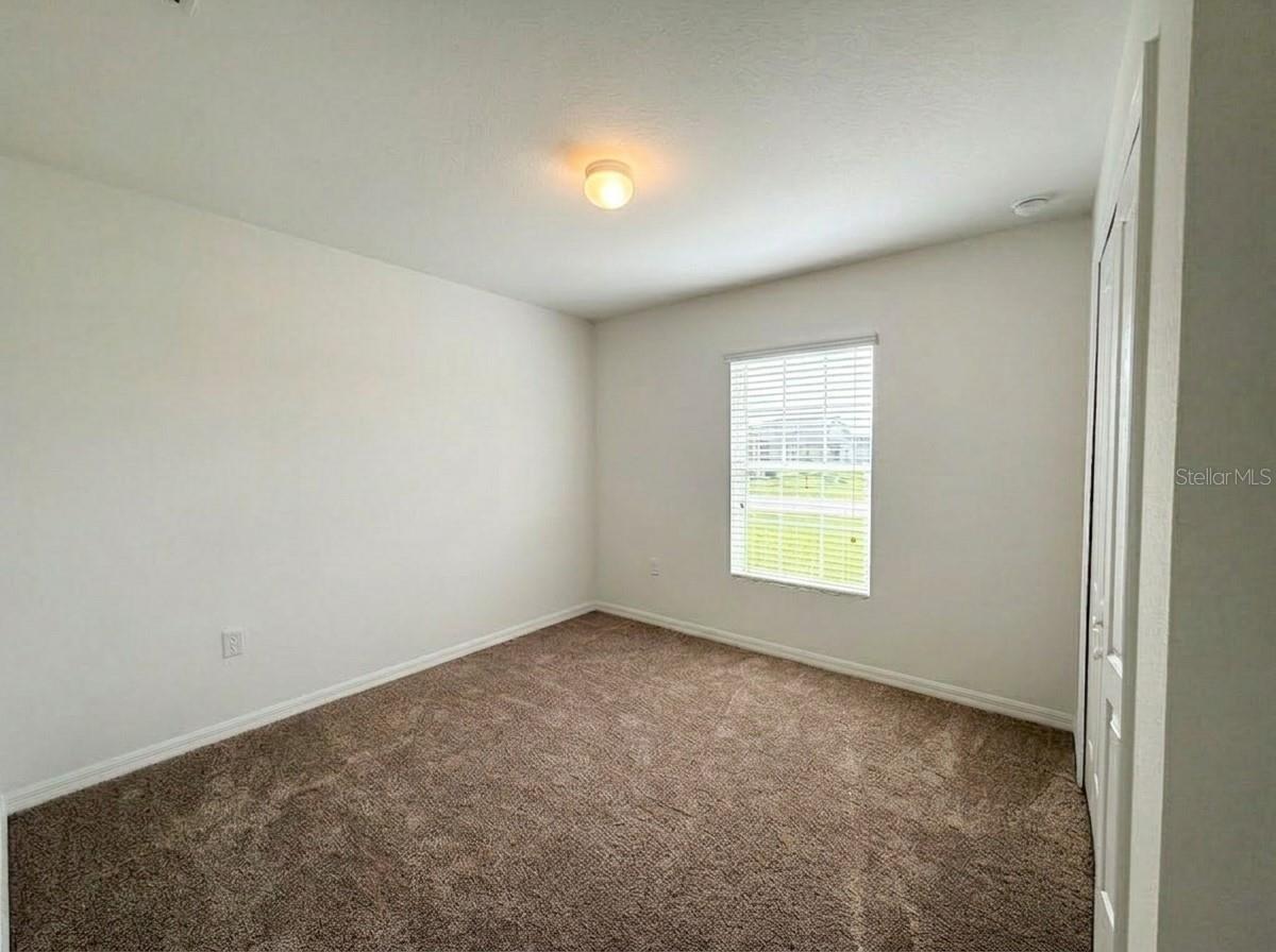 627 W Carey Ln Property Photo 12