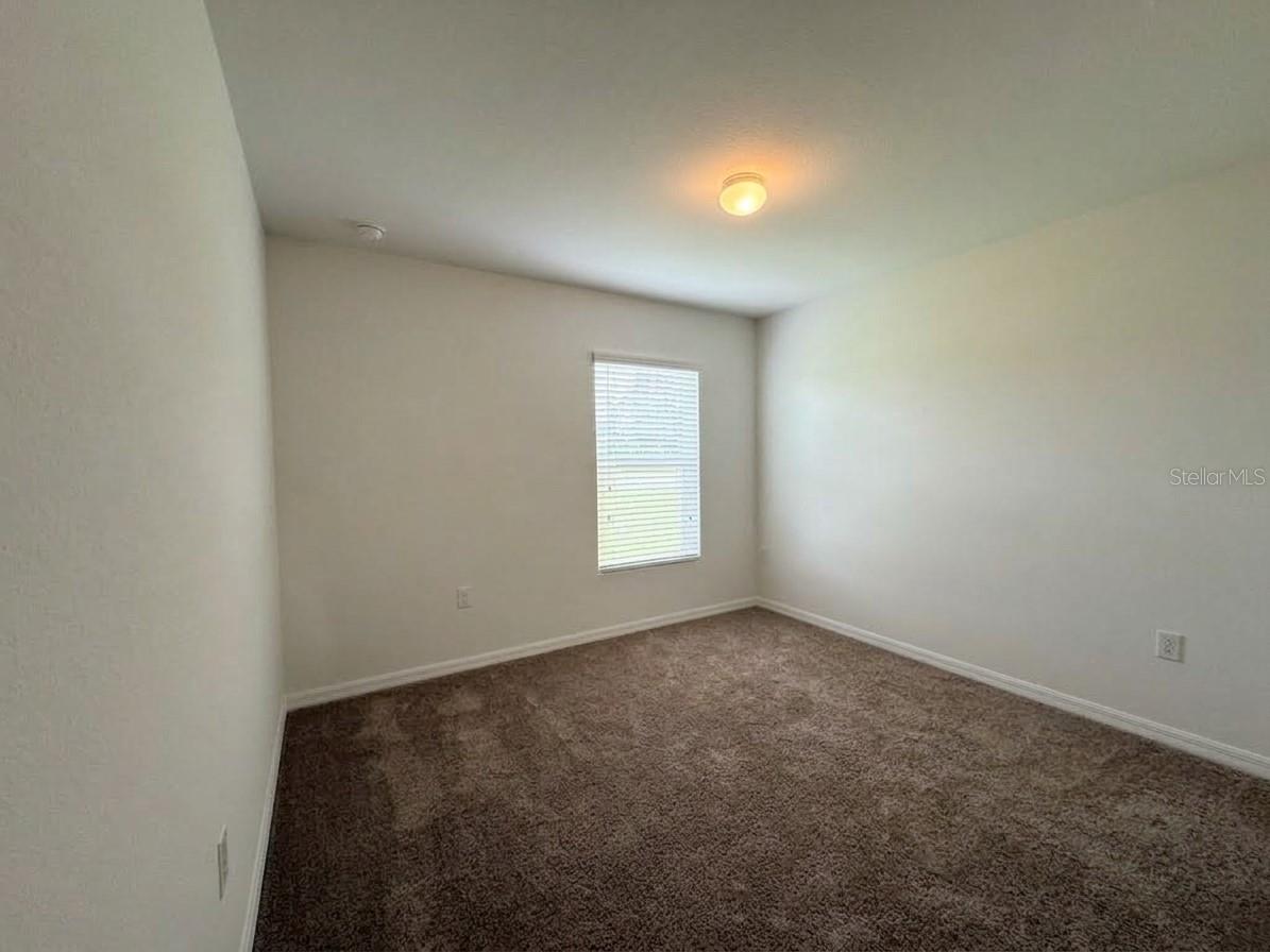627 W Carey Ln Property Photo 13