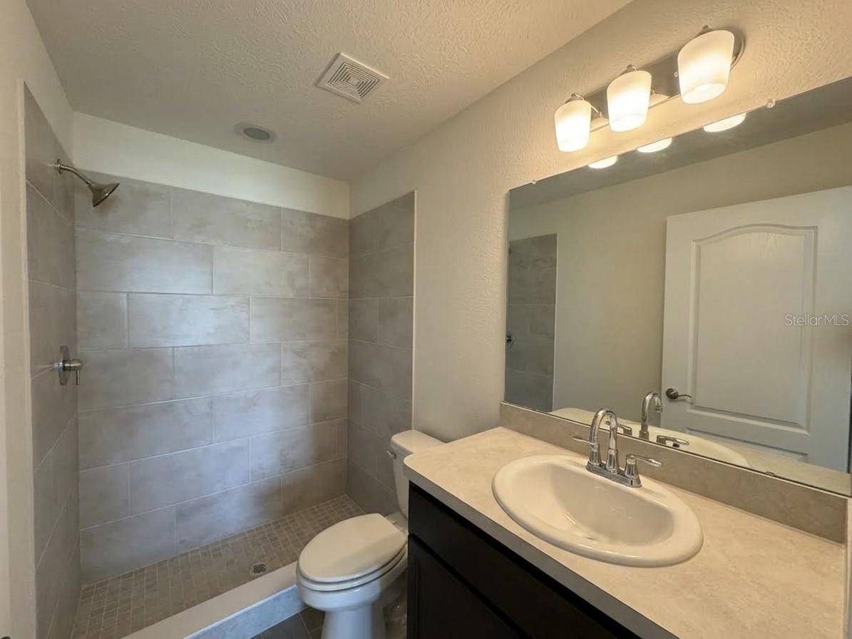 627 W Carey Ln Property Photo 18