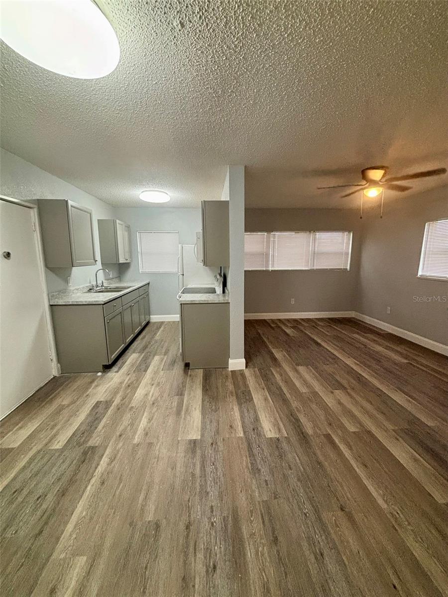 650 Avenue C Sw #a Property Photo 3