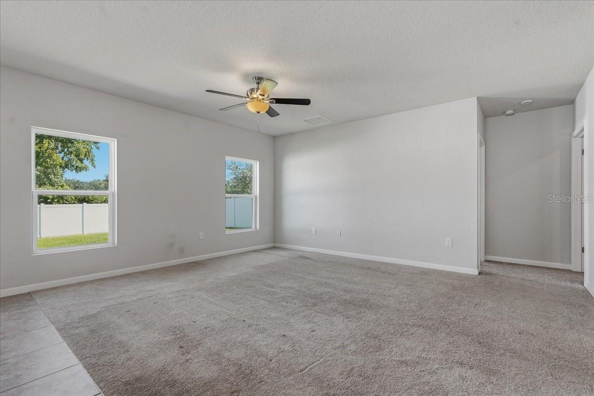 813 Eagle Rock Ter Property Photo 3