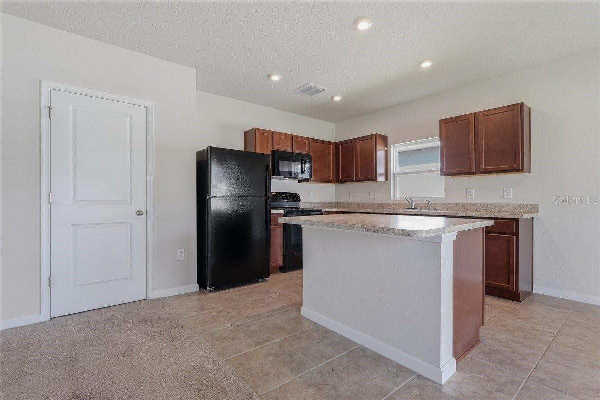 813 Eagle Rock Ter Property Photo 7