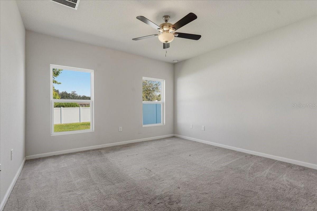 813 Eagle Rock Ter Property Photo 13