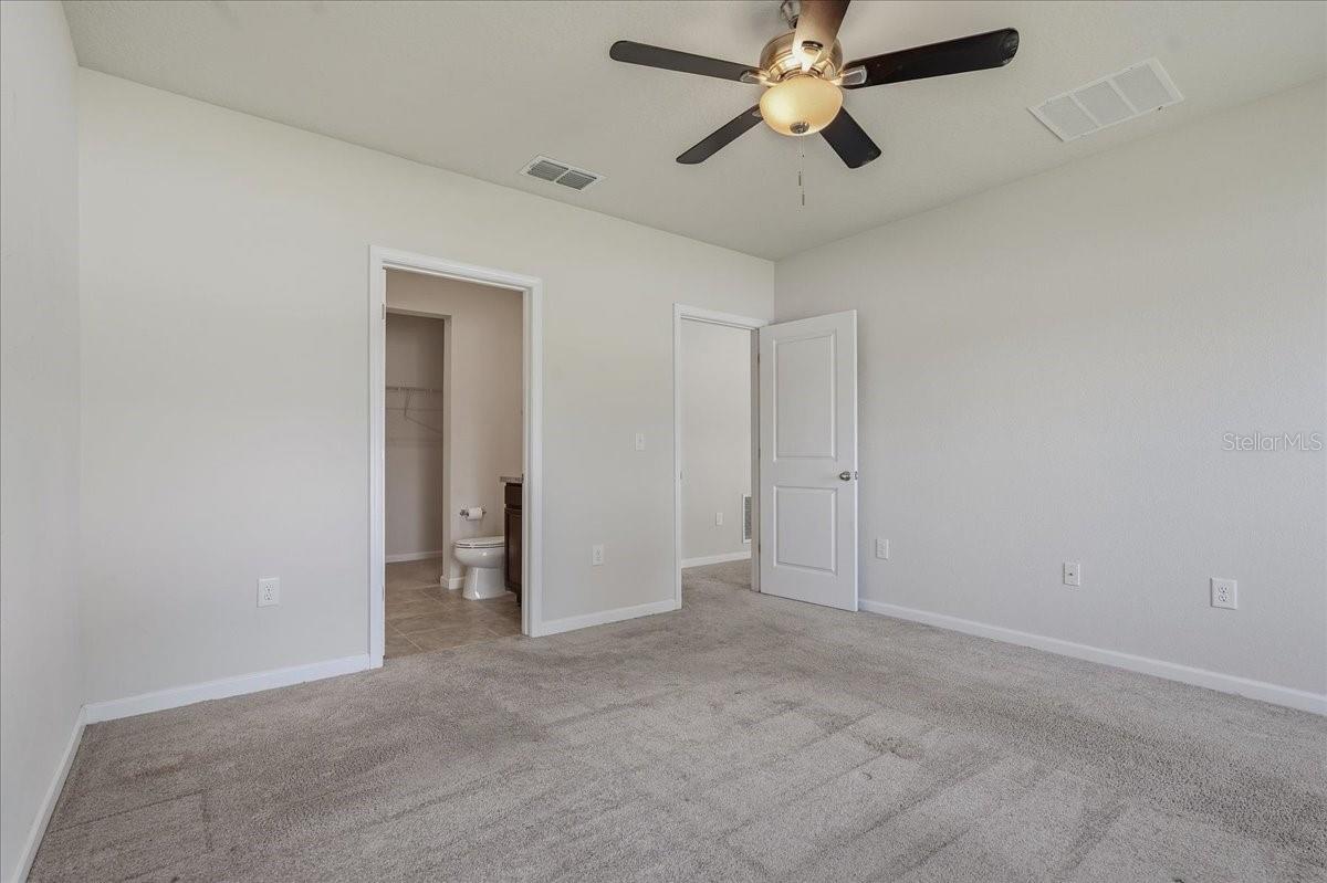 813 Eagle Rock Ter Property Photo 15