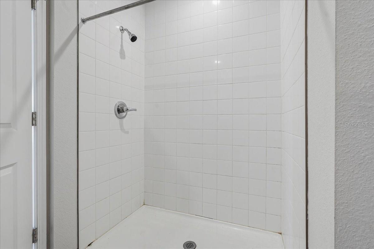 813 Eagle Rock Ter Property Photo 18