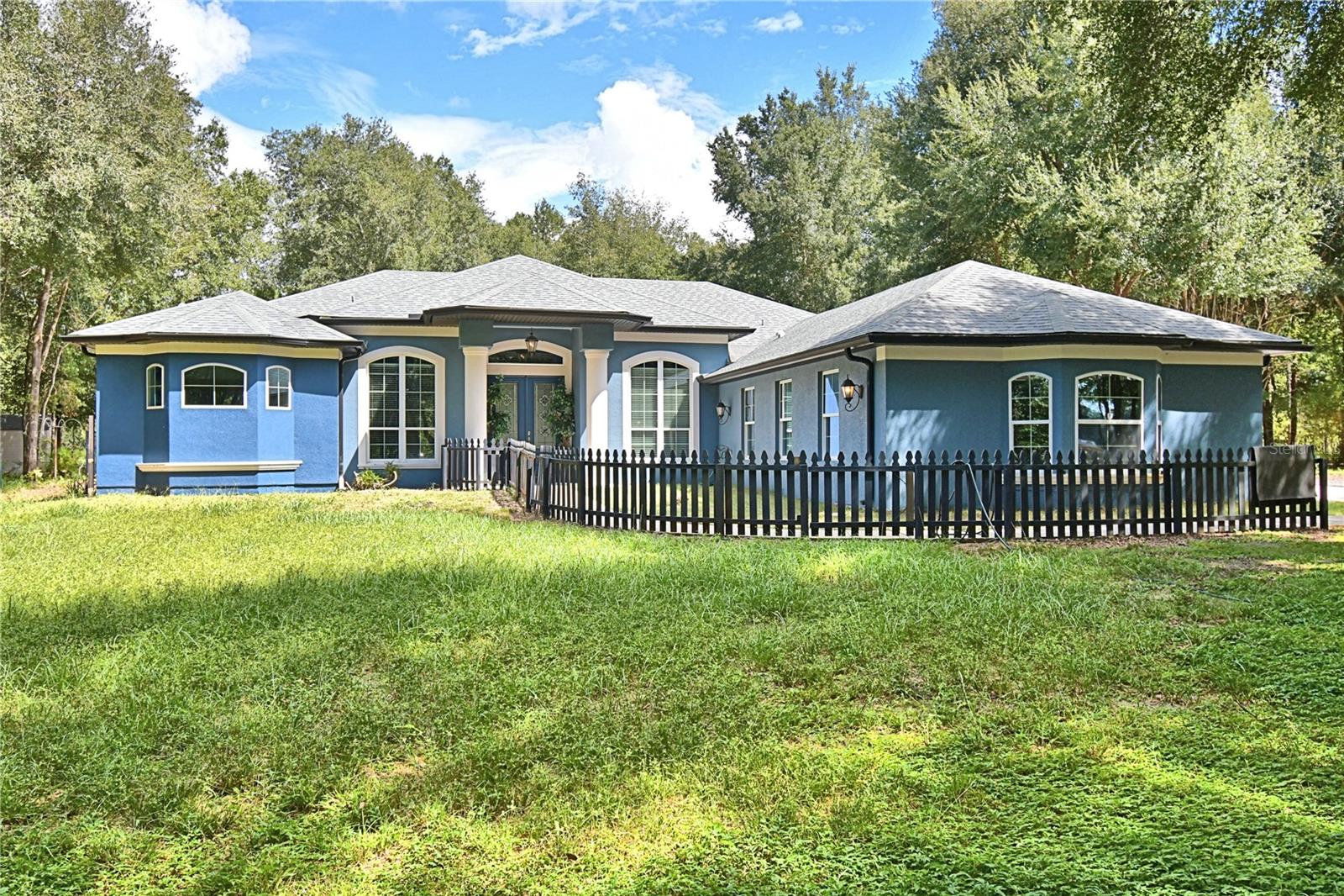 6711 Redwing Rd Property Photo 2