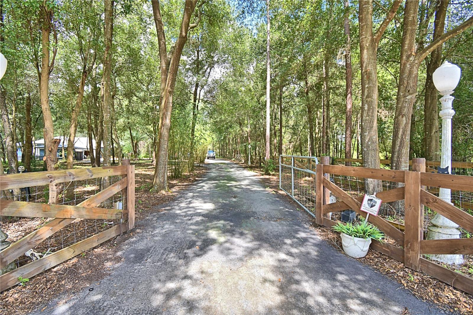 6711 Redwing Rd Property Photo 5
