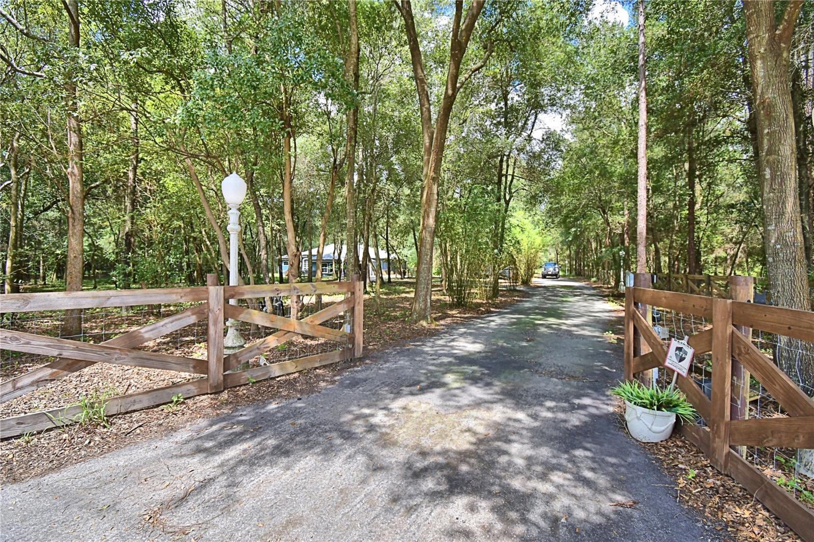 6711 Redwing Rd Property Photo 7