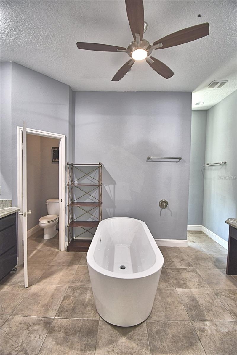 6711 Redwing Rd Property Photo 27