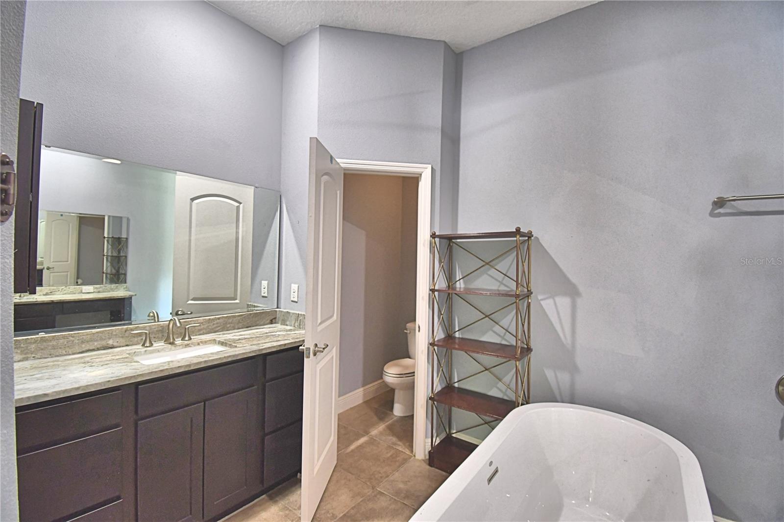 6711 Redwing Rd Property Photo 29