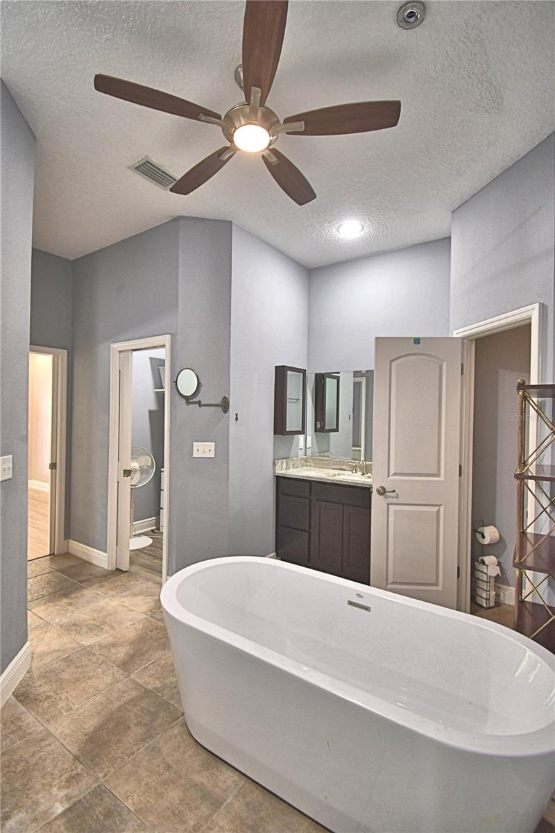 6711 Redwing Rd Property Photo 30