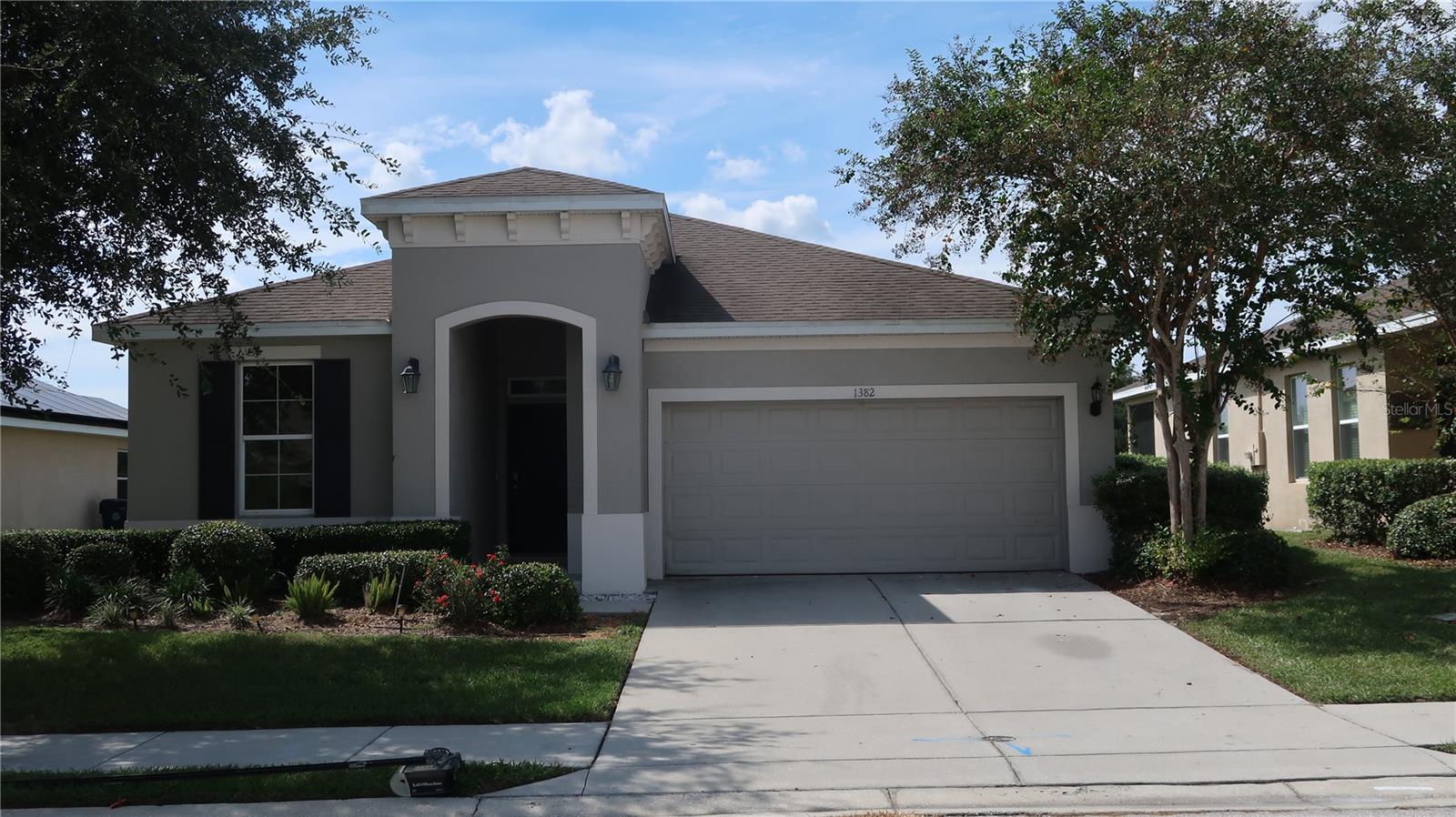 1382 Windward Oaks Loop Property Photo 1