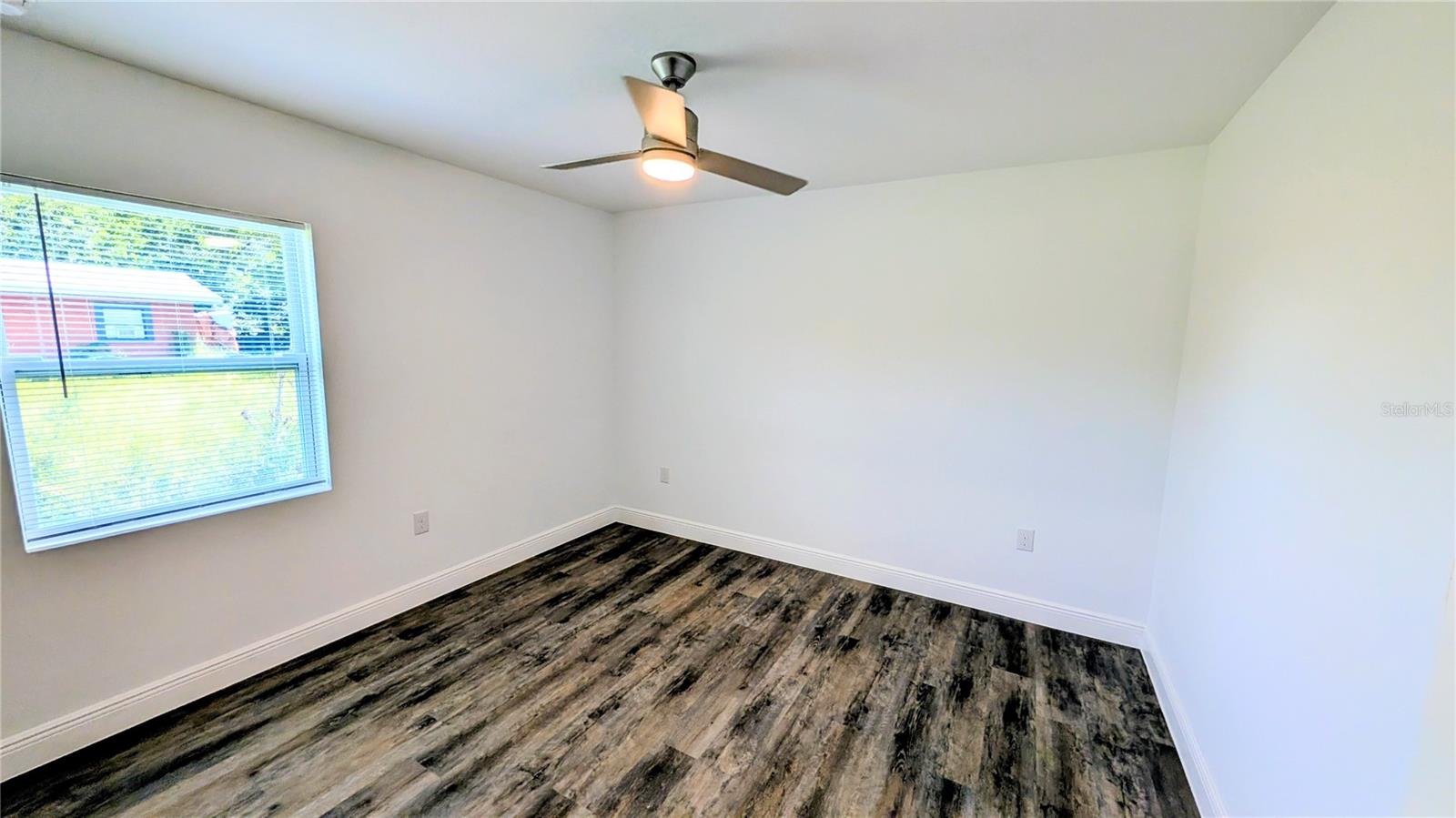 401 Pearl St Property Photo 3