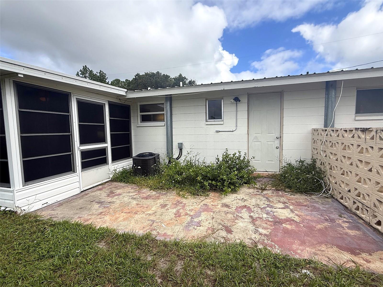 2619 Pompano Dr Property Photo 18