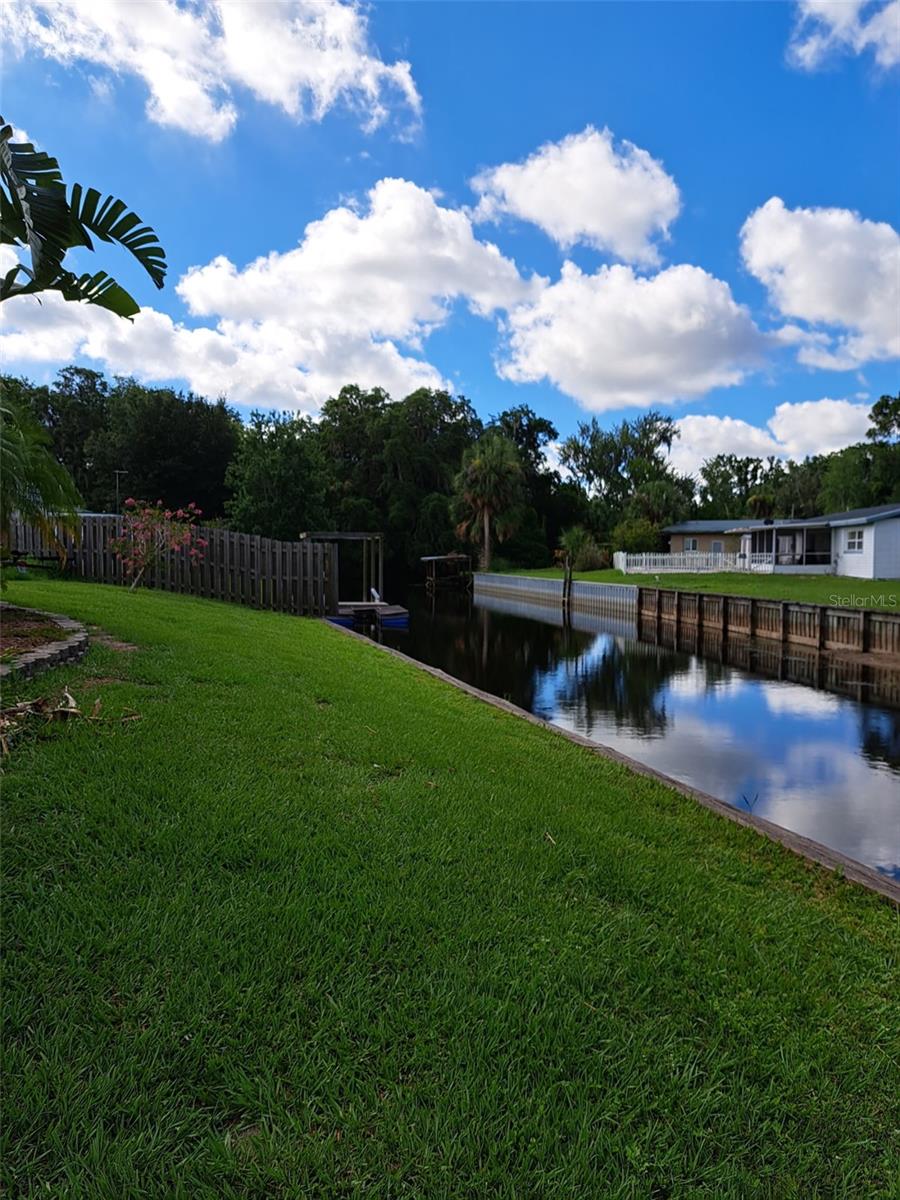 5637 Moon Rise Ln Property Photo 10