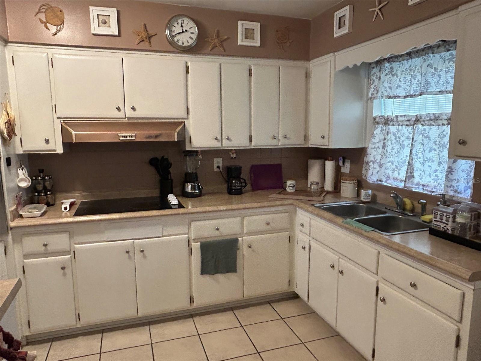 5636 Moon Rise Ln Property Photo 11