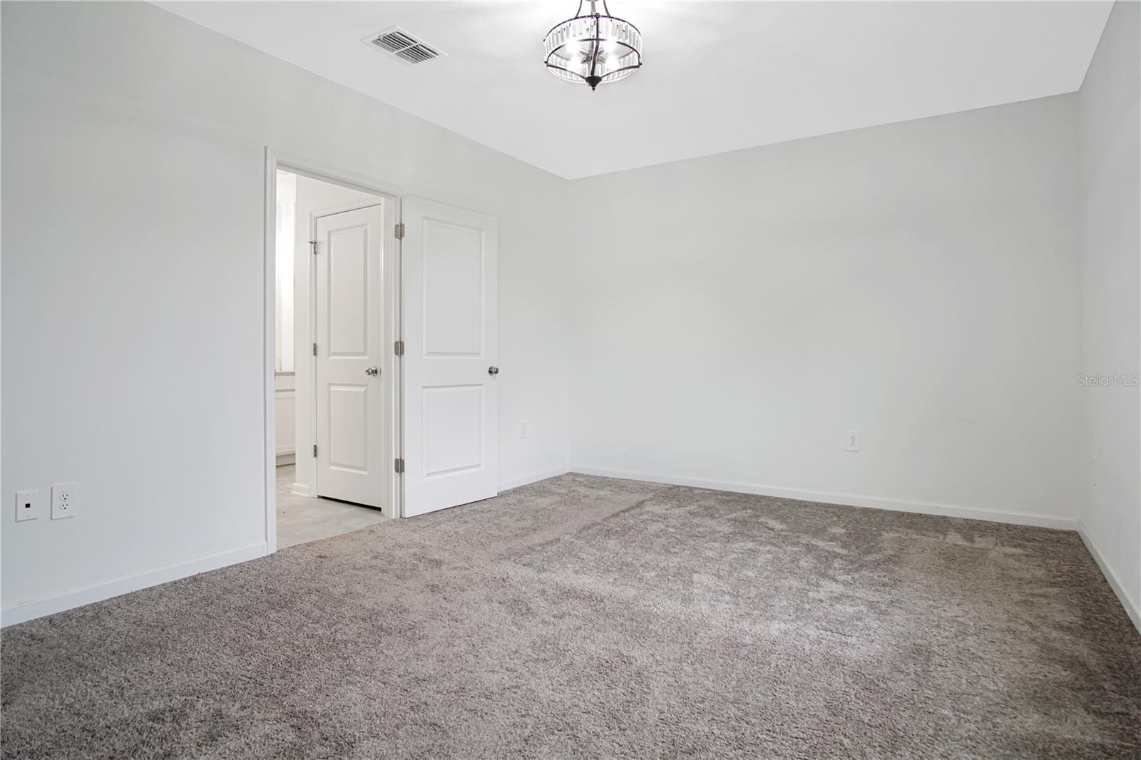 1688 Teagan Ln Property Photo 9