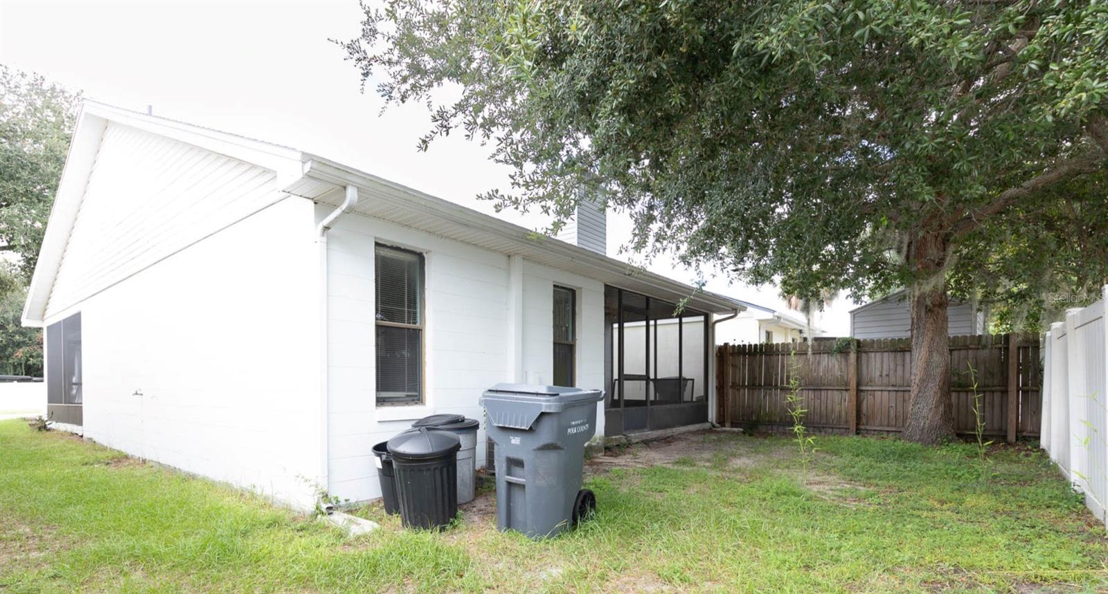 651 Lake Dexter Cir Property Photo 23