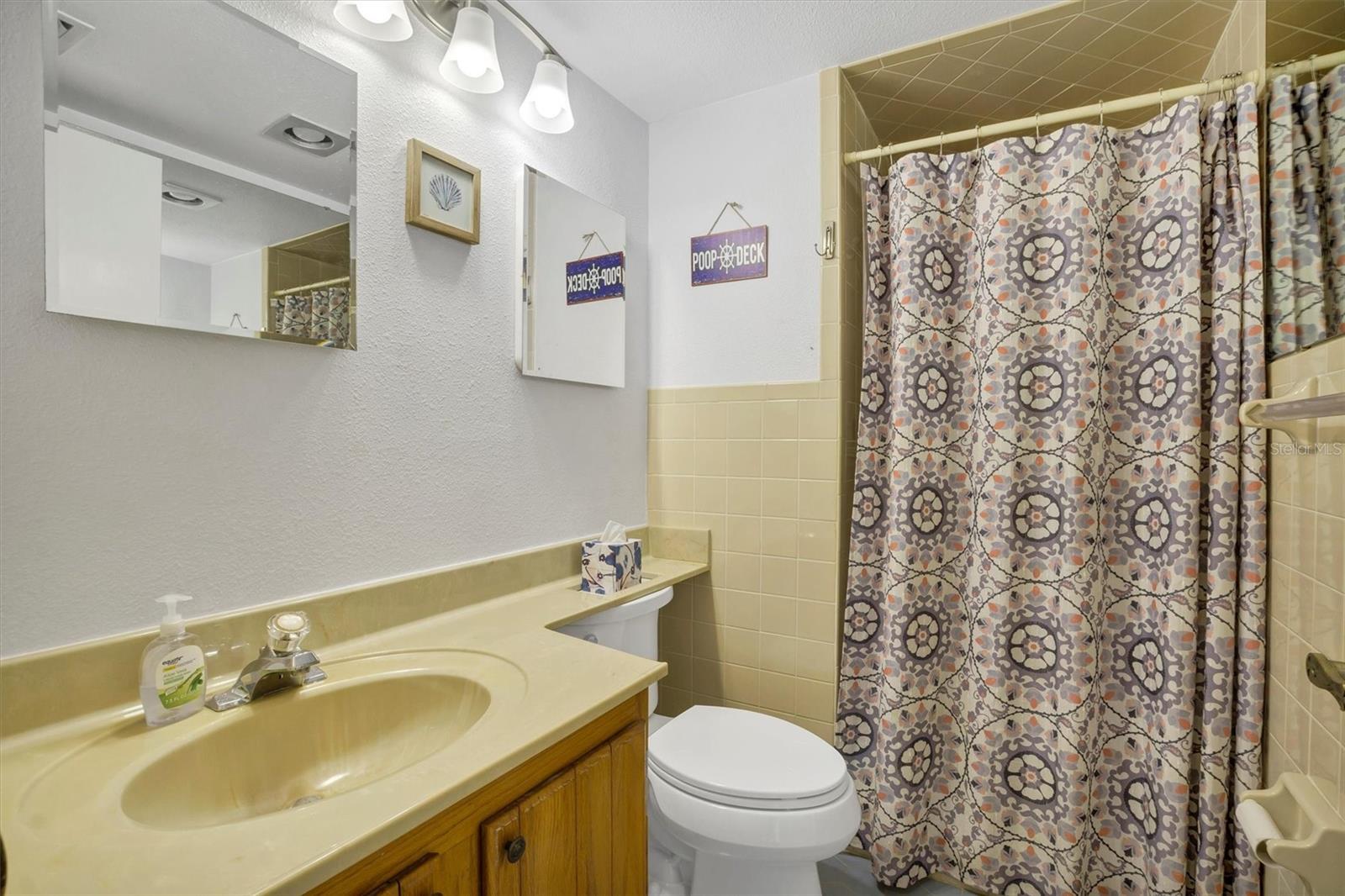 10203 Village Dr #j23 Property Photo 17