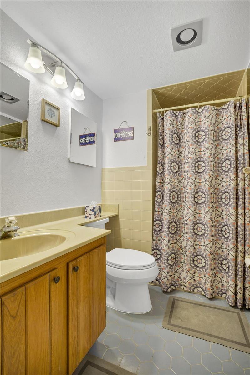 10203 Village Dr #j23 Property Photo 18