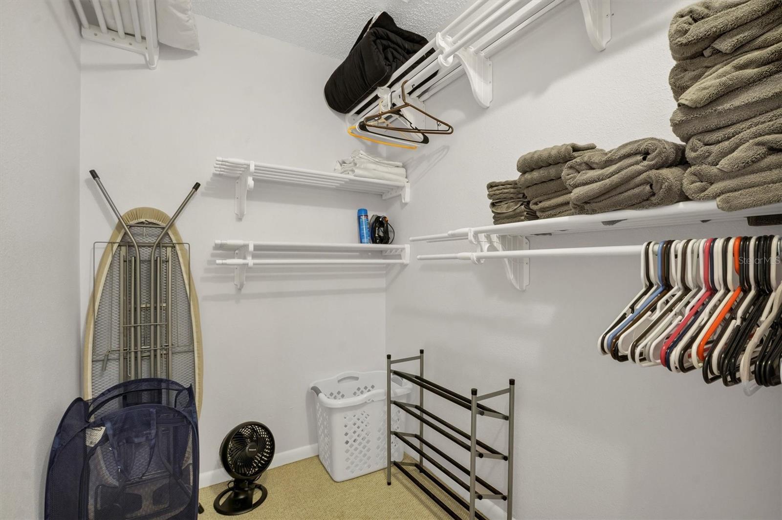 10203 Village Dr #j23 Property Photo 27
