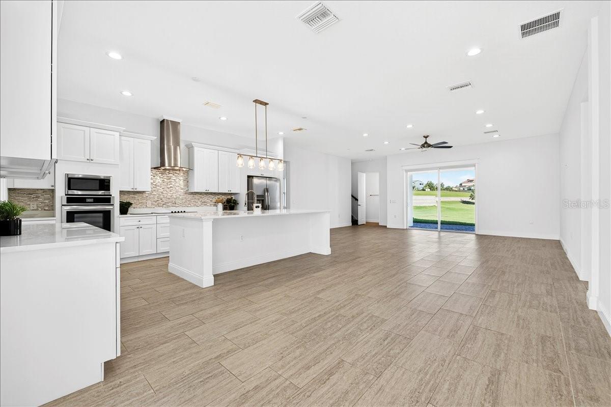 200 Snowy Orchid Way Property Photo 16