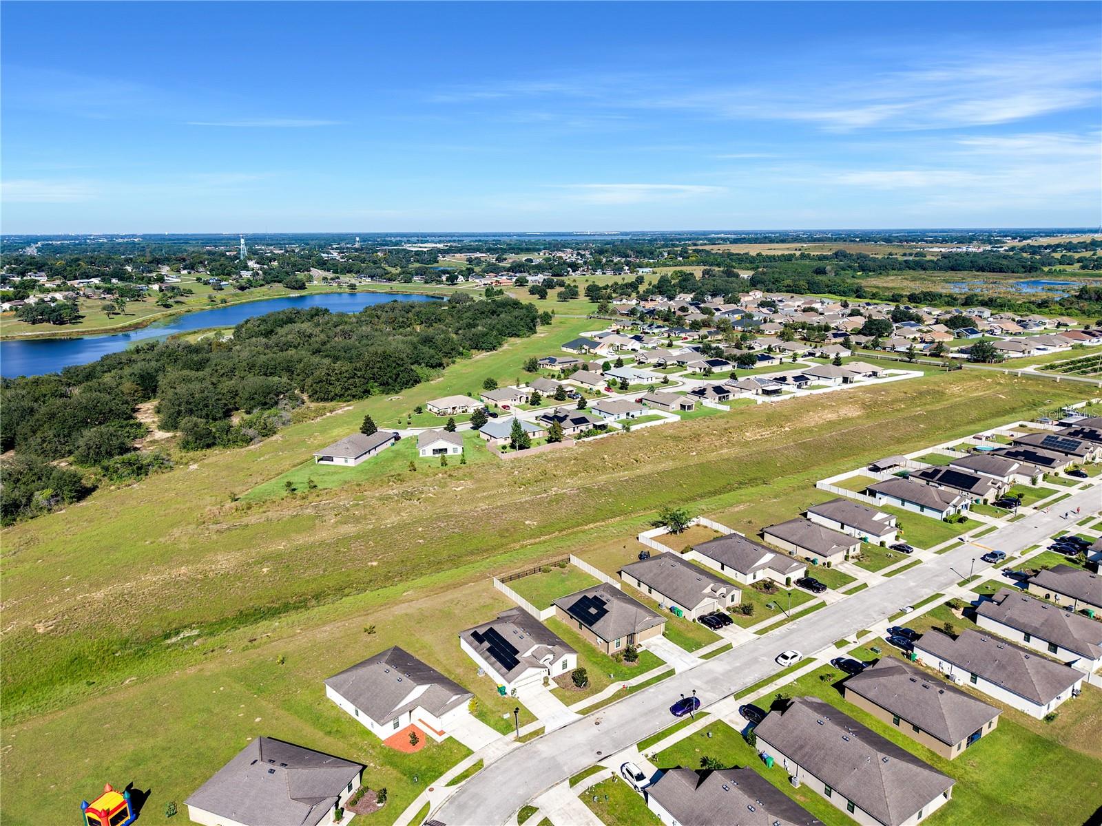 1503 Swan Lake Cir Property Photo 5