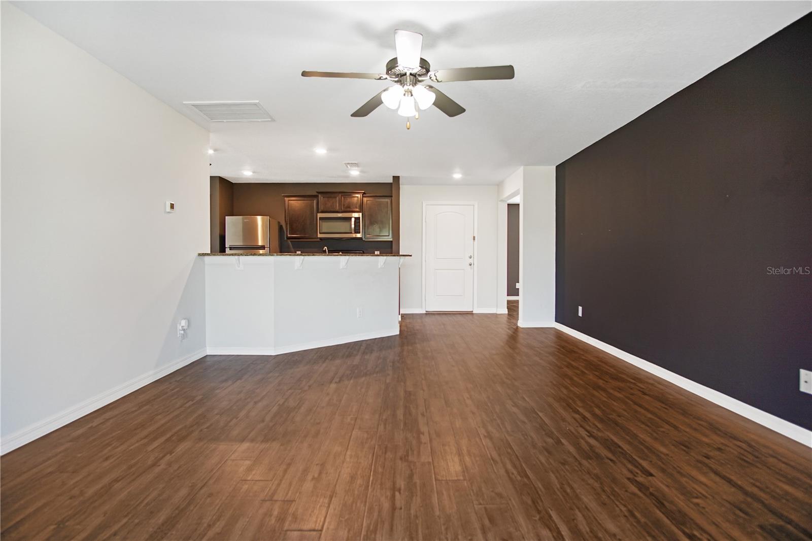 1503 Swan Lake Cir Property Photo 9