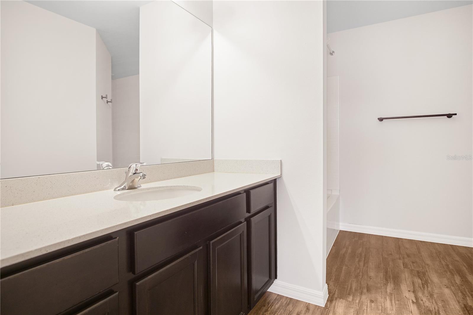 1503 Swan Lake Cir Property Photo 17