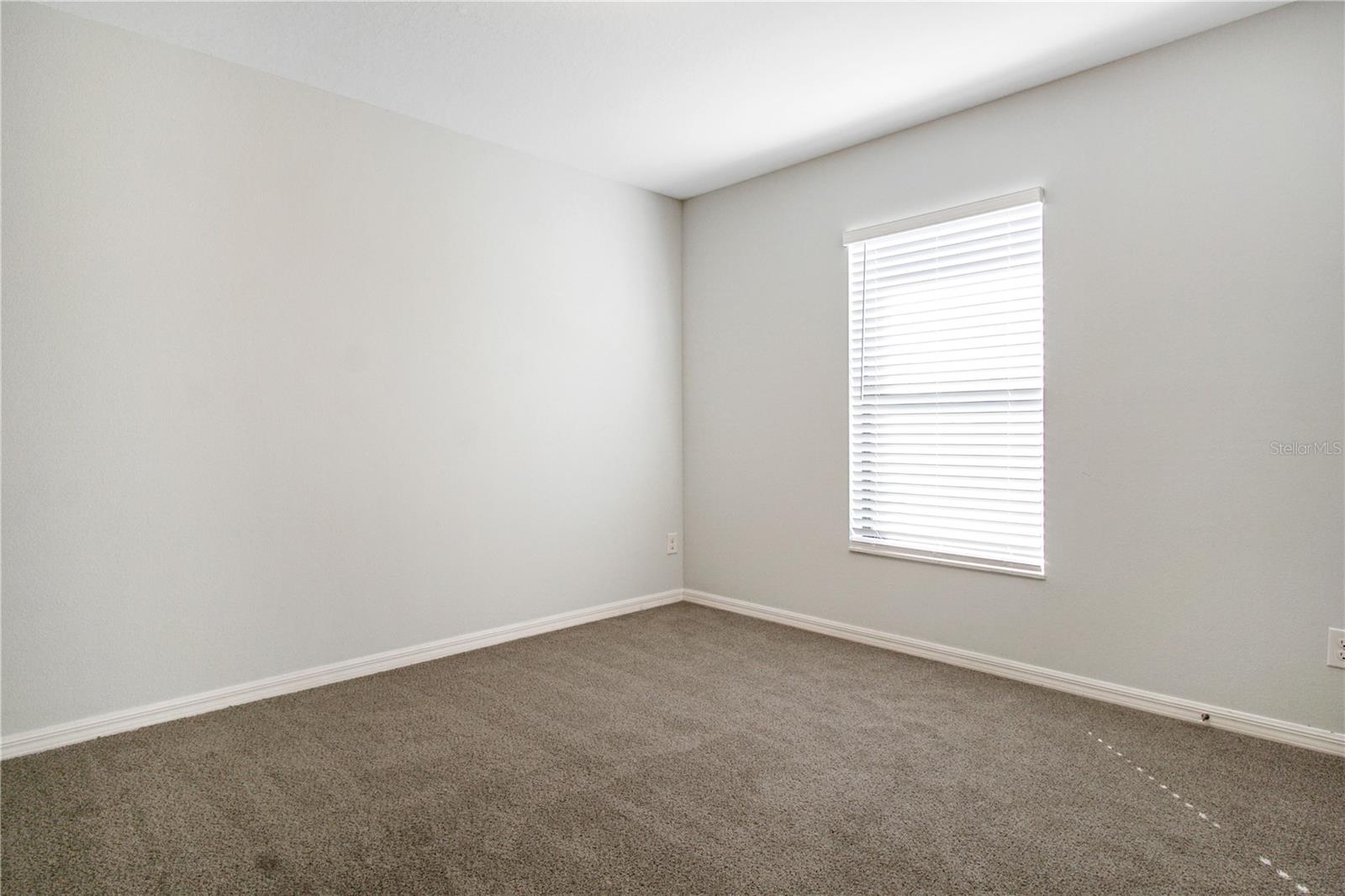 1503 Swan Lake Cir Property Photo 23