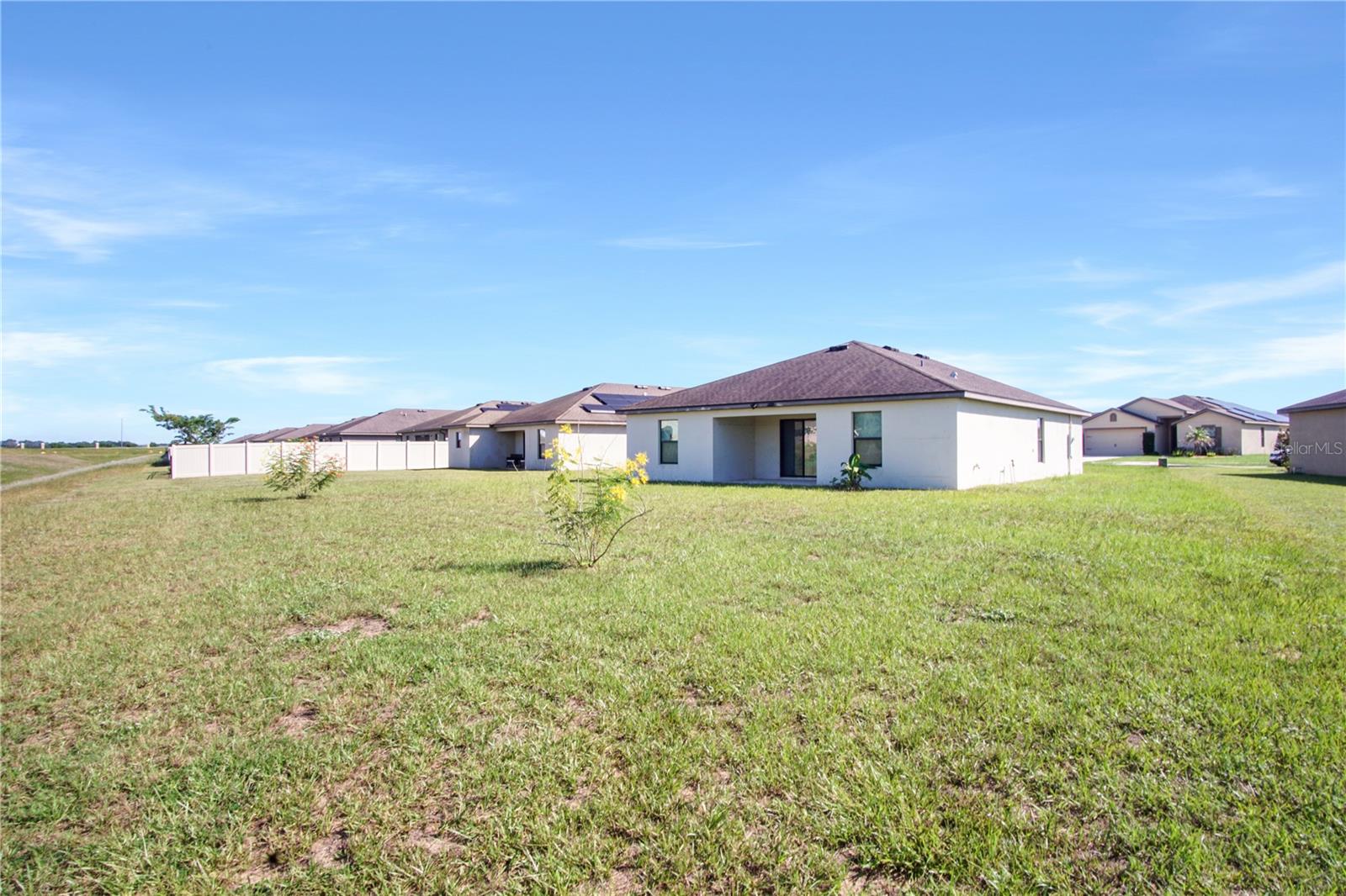1503 Swan Lake Cir Property Photo 25